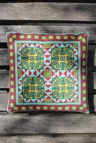 Sajou basketweave tapestry kit for Lagorce square cushion in green and bordeaux tones