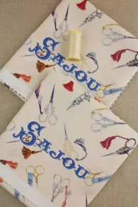 Contenu du kit couture Sajou grand cabas à coudre ciseaux broderie Collection Privée