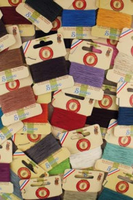 Fil Au Chinois waxed cable linen thread size 532 on Sajou 10-metre card