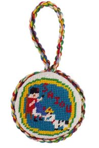 Vorderseite des Sajou Gobelin-Medaillons Nähendes Mädchen - Kits für gepolsterte Anhänger im Petit Point