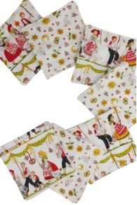 Détail des sept lingettes démaquillantes lavables Sajou Farandole alsacienne
