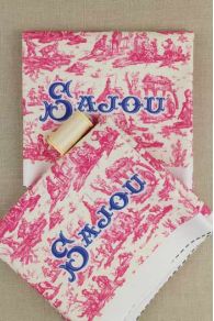 Contenu du kit couture Sajou grand cabas à coudre Toile de Jouy rose