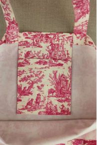 Détail de la poche intérieure du grand cabas à coudre Sajou Toile de Jouy rose