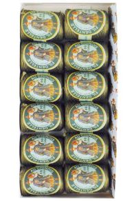 Fil dentelle aux fuseaux olive foncé cocons Calais Fil Au Chinois en boîte de 12 sur le site Maison Sajou