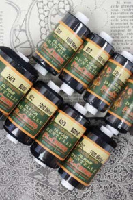 Das schwarze Baumwollklöppelgarn von Fil Au Chinois in verschiedenen Stärken bei Maison Sajou