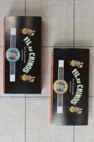 Presentation boxes of coloured bobbin lace threads Cocon Caudry Fil Au Chinois Sajou