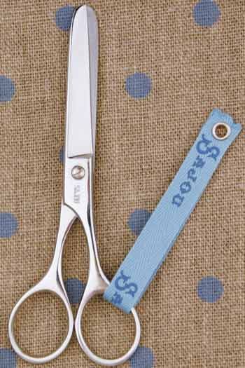 Sajou Rouennais scissors aka fabric sellers scissors - 14cm Sajou Rouennais scissors aka fabric sellers scissors - 14cm