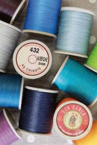 Lin câblé n°432 das gewachste Leinengarn von Fil Au Chinois für alle Lederarbeiten im Sajou Onlineshop