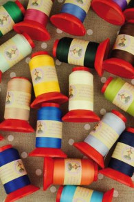 The Fil Au Chinois overlock threads on 1000m cones