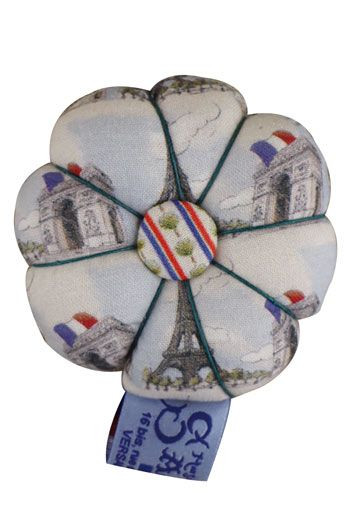 Dessus du pique-épingles citrouille Sajou Ma Belle Ville de Paris 1 Dessus du pique-épingles citrouille Sajou Ma Belle Ville de Paris 1