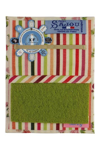 Interior of Sajou needle case Josephine's Roses 1 Interior of Sajou needle case Josephine's Roses 1