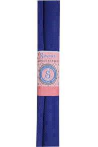 Blauer Sajou-Aida 5,5 als kleine Rolle mit Banderole präsentiert