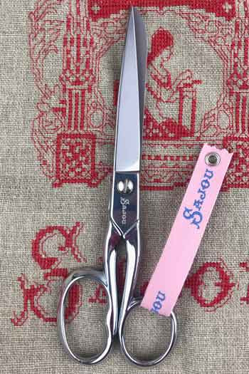 8 inch Sajou shears for dressmaking and fabric cutting 8 inch Sajou shears for dressmaking and fabric cutting