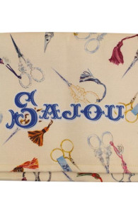 Torchon ciseaux de broderie Sajou détail du marquage Sajou
