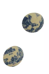  Two Sajou metal buttons covered with blue Toile de Jouy fabric