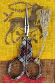 Pair of Sajou embroidery scissors in tartan fabric - Private Collection