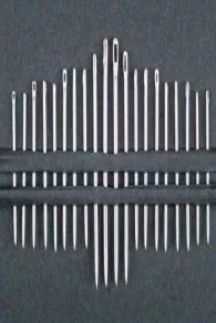 20 sewing needles in Sajou red Toile de Jouy cloth packet