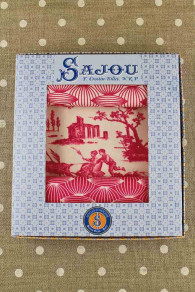 Sajou-Geschenkbox Plaisirs de la campagne rosa Stoffe mit Garnspulen 