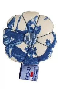 Dessous du pique-épingles citrouille Sajou toile de Jouy bleu