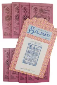 Série des huit albums de point de croix Sajou mauves et la grille de broderie pour les couvertures