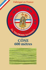 Matt twisted linen 12/5 on 600m cones colour 455 Light green Fil Au Chinois