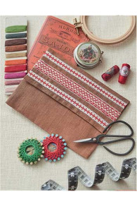 Pouch from Marie Suarez book Embroiders the World of Sajou from Marie Suarez book Embroiders the World of Sajou