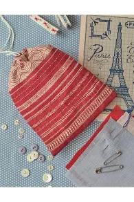 Little sachet from Marie Suarez book Embroiders the World of Sajou